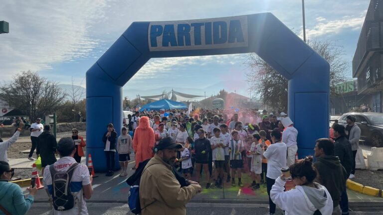 Mall Espacio Urbano fue sede de la corrida familiar Color Blaze