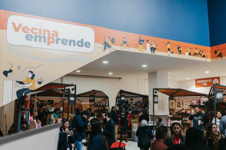 Espacio Urbano inaugura la primera «Tienda Vecina Emprende»